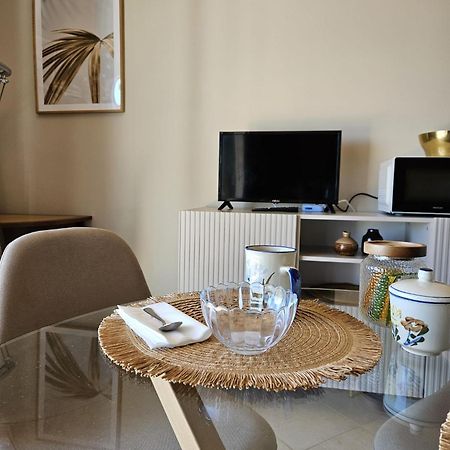Apartamento La Baia Nel Porto San Remo Exterior foto