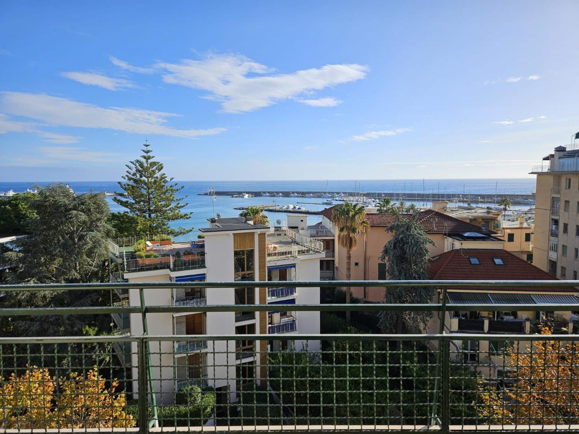 Apartamento La Baia Nel Porto San Remo Exterior foto